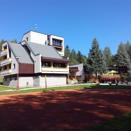 Hotel Ceska Farma Dolni Dvur エクステリア 写真